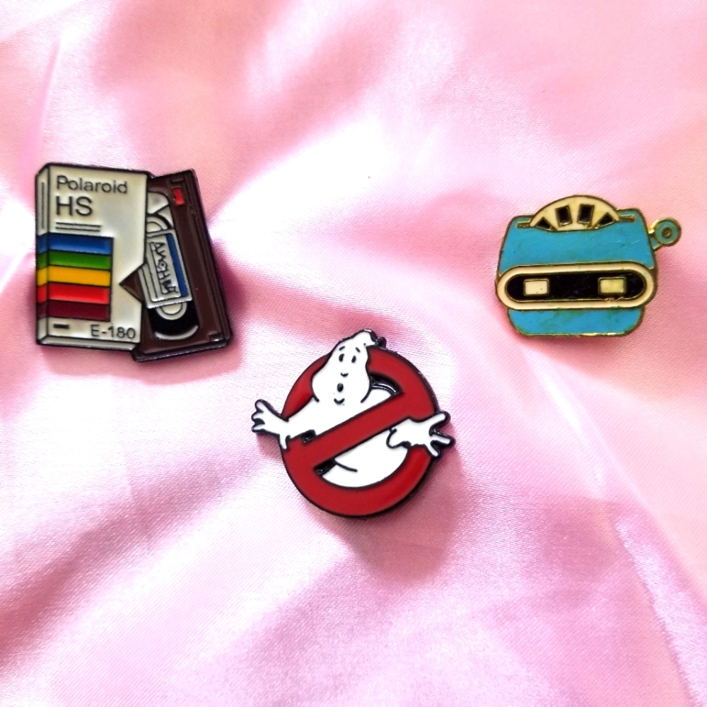 Retro 80s Pop Culture Shirt/Lapel Pin Set